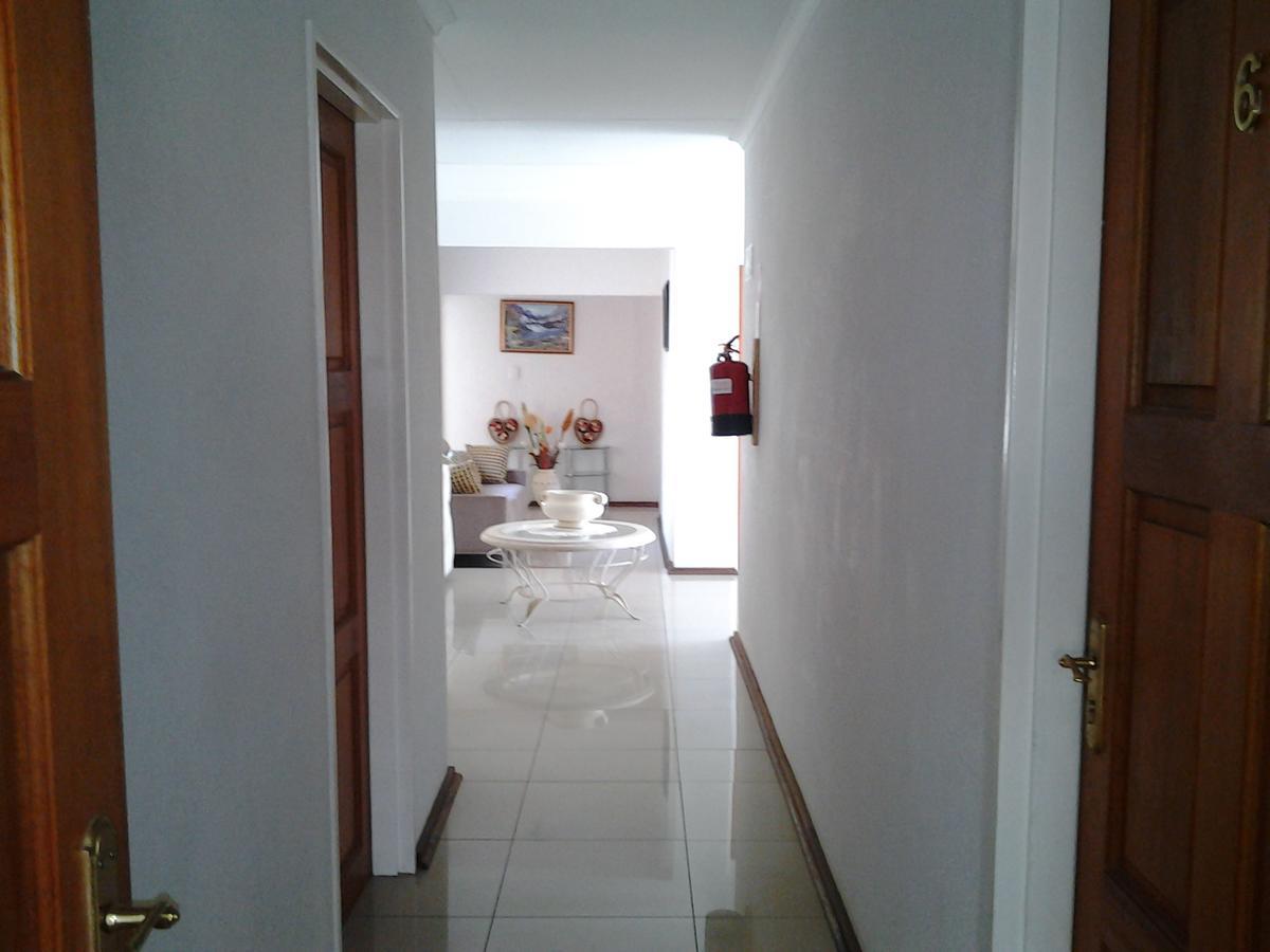 Moshitametsi Guesthouse Kempton Park Dış mekan fotoğraf