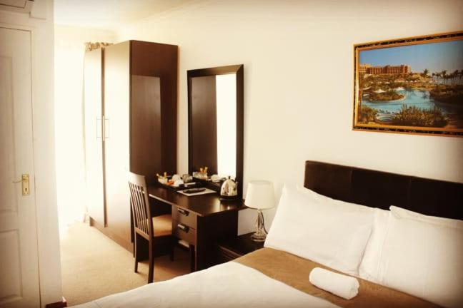 Moshitametsi Guesthouse Kempton Park Dış mekan fotoğraf